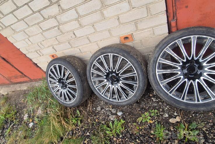 Rial, stop lekki