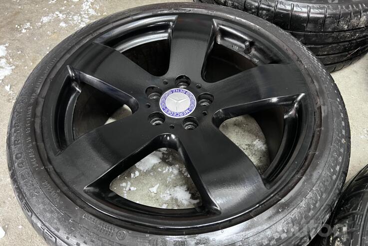 Mercedes, stop lekki