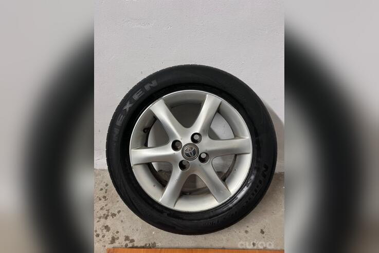 Toyota, stop lekki