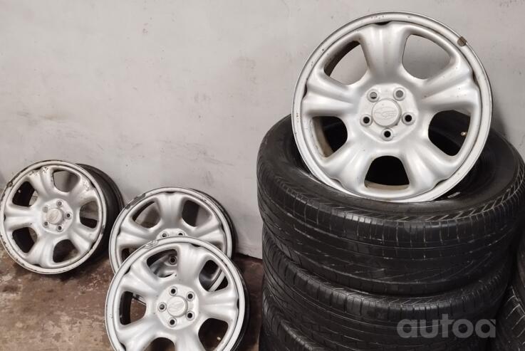 Subaru, stal tłoczona