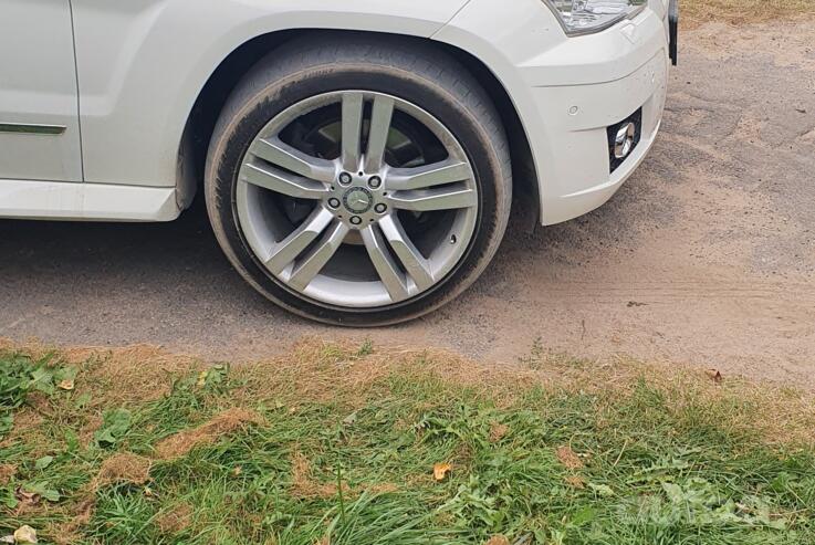 Mercedes, stop lekki