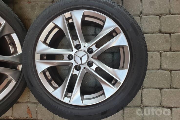 Mercedes, stop lekki