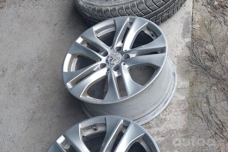 Mercedes Benz, stop lekki