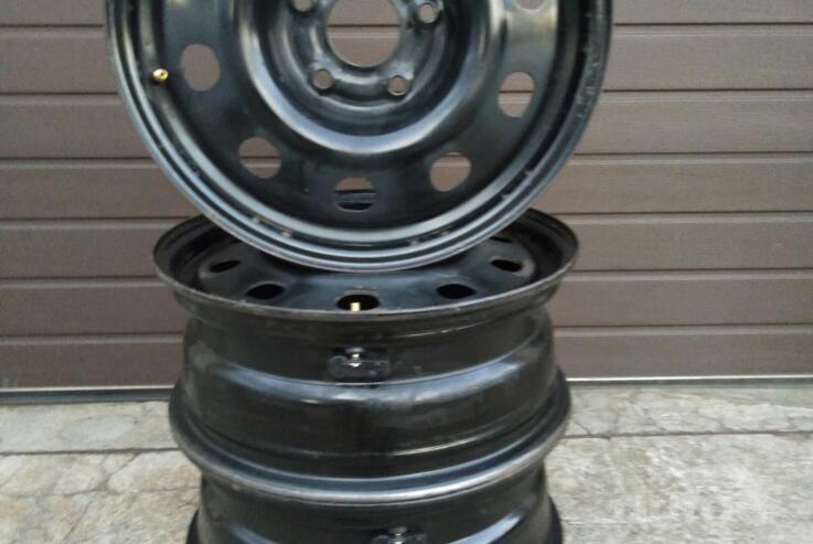 Chrysler,Dodge,Lancia,VW routan nuo 2008 metų, stal tłoczona