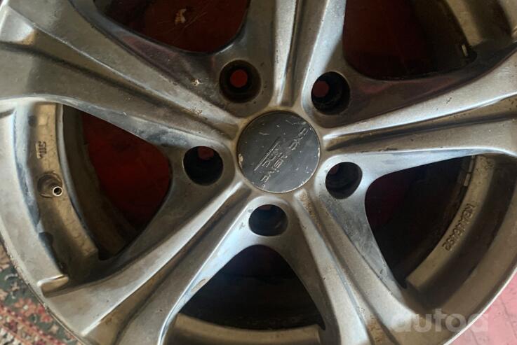 Exclusive line, stop lekki