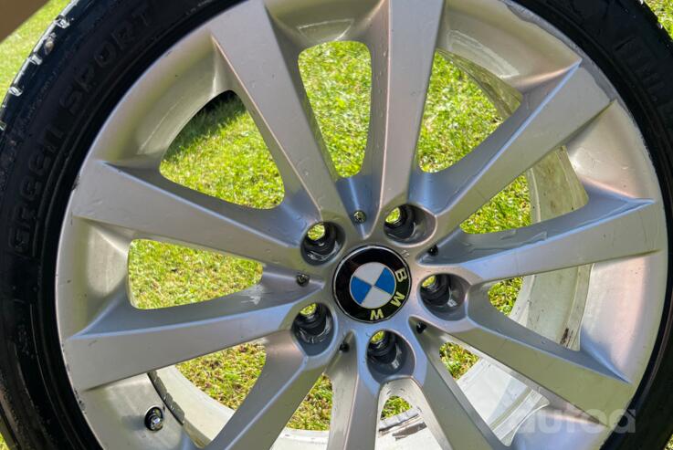 BMW, stop lekki