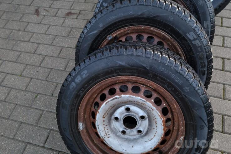 ınne, stal tłoczona