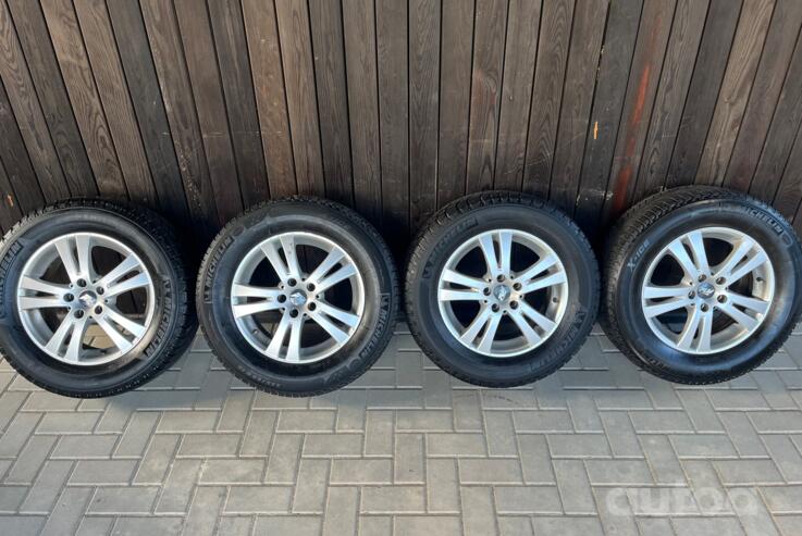 Ford Kuga, stop lekki